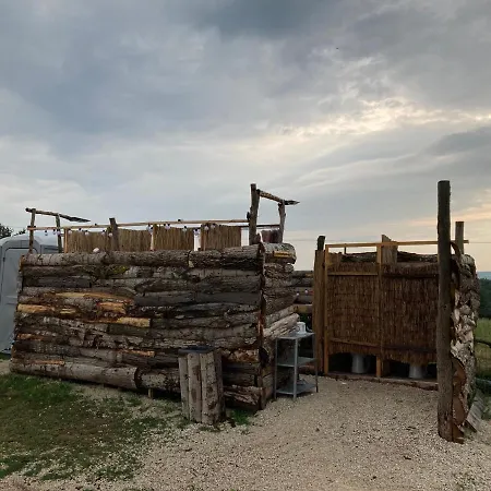 Dharma Horse Shelter & Farmping *