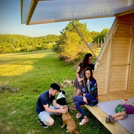 Dharma Horse Shelter Bungalows&farmping * Siófok