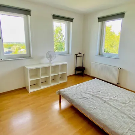 Campingplatz Dharma Horse Shelter Bungalows&farmping *