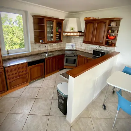 Dharma Horse Shelter Bungalows&farmping Campingplatz *